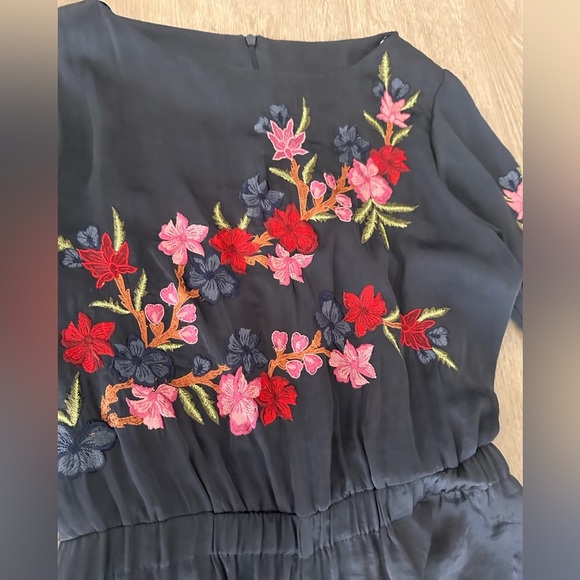 ZARA Navy Blue Embroidered Floral Wide Leg Jumpsuit Jumper Romper M - Picture 4 of 8